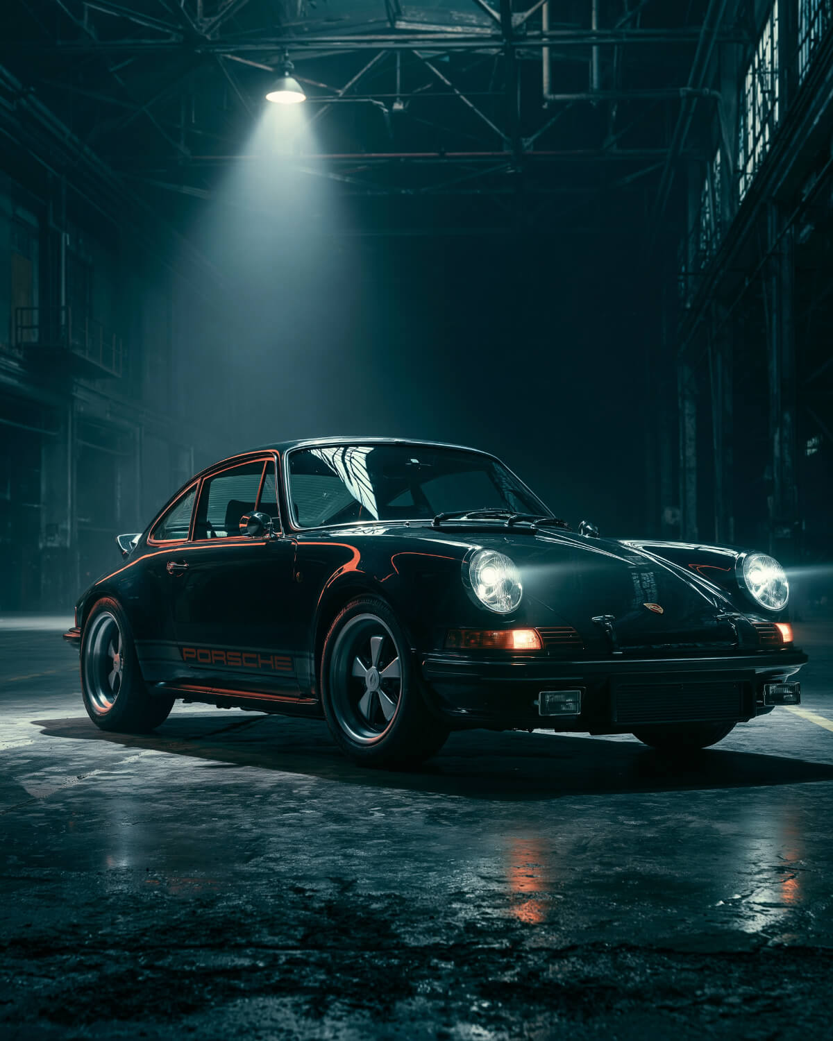 Ein inszenierter Porsche unter dem Licht der PFF-Auktionsbühne